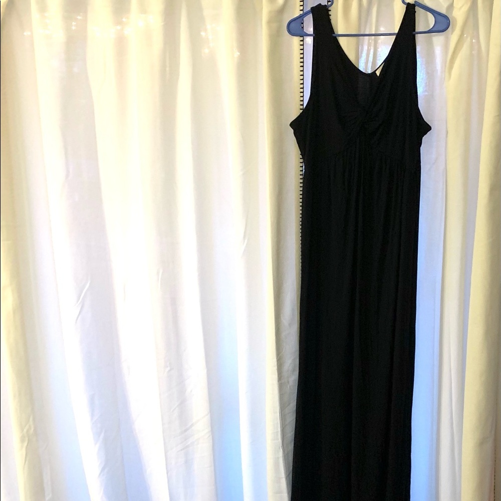 Maternity maxi dress